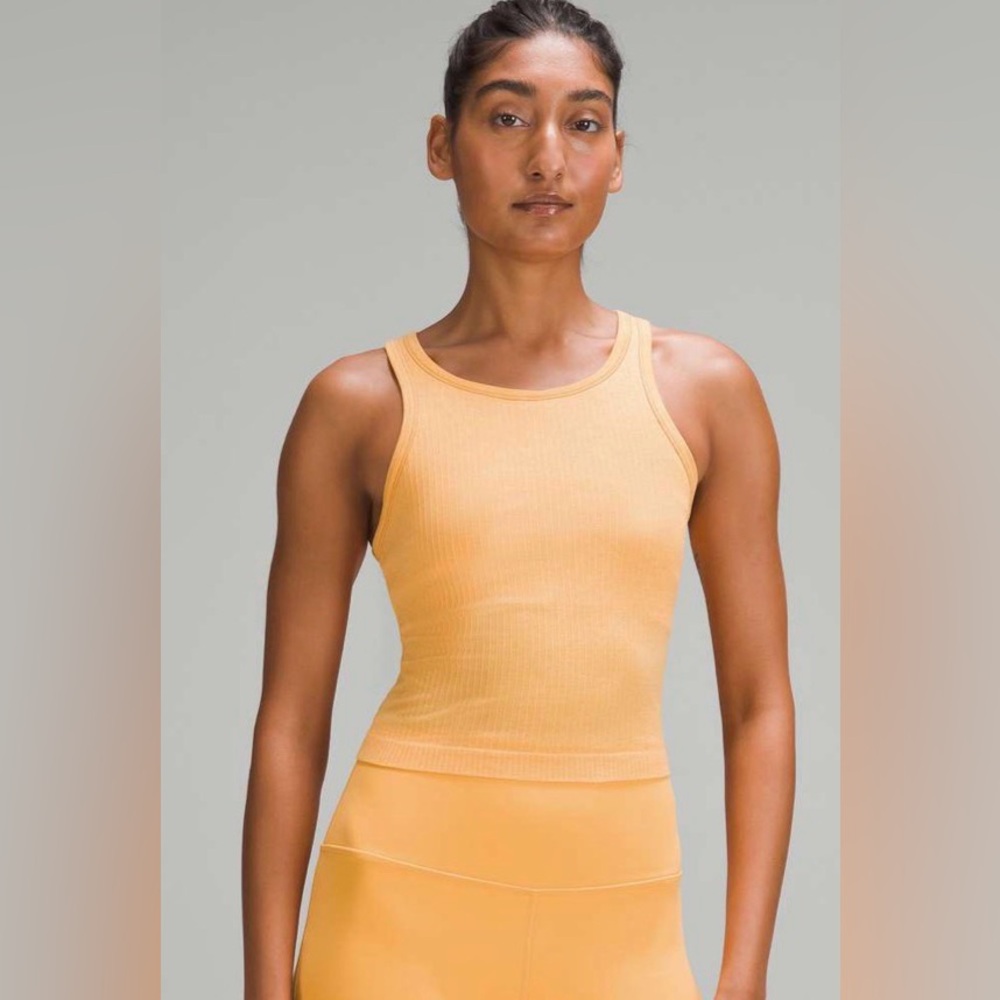 Lululemon Ebb to Street Cropped Tank size 4